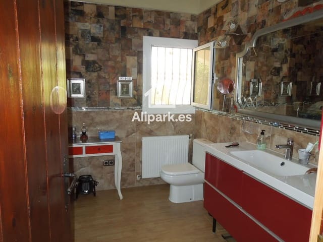 3 chambre Finca/Maison de Campagne à vendre à San Vicente / Sant Vicent del Raspeig avec piscine garage - 590 000 € (Ref: 9453362)