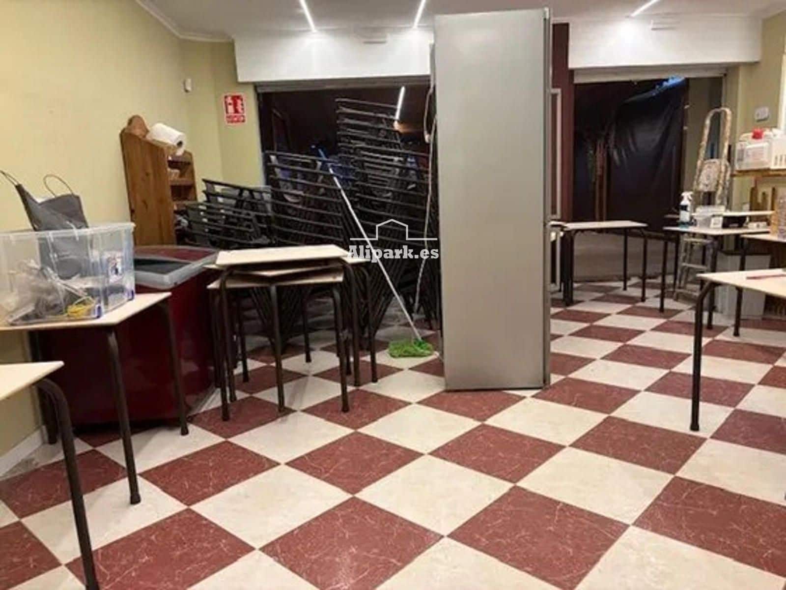 Comercial para venda em Elche / Elx - 239 000 € (Ref: 9453367)