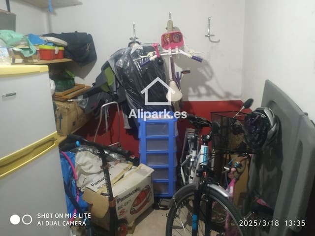 Bedrift til salgs i Alipark, Alicante by - € 24 000 (Ref: 9453370)