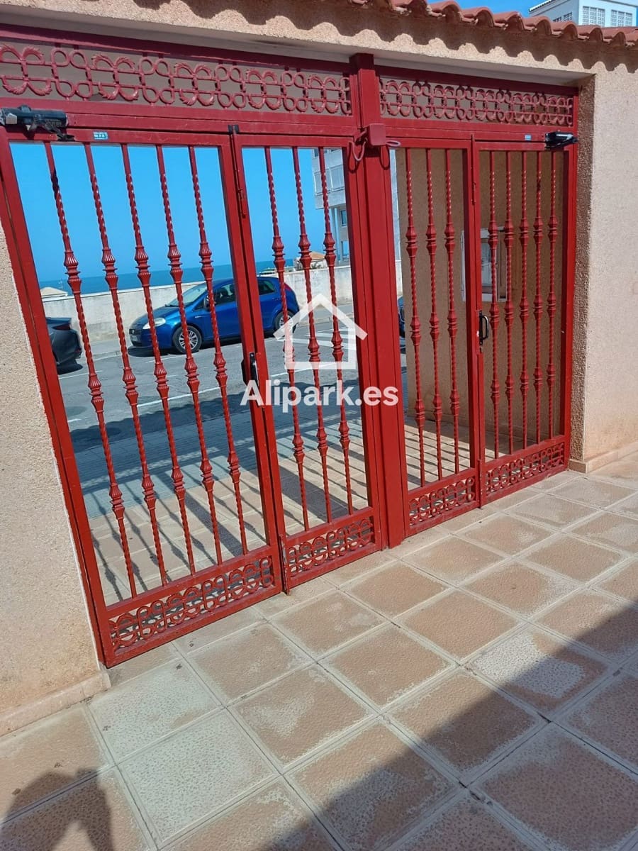 3 slaapkamer Flat te koop in Elche / Elx met zwembad garage - € 275.000 (Ref: 9453375)