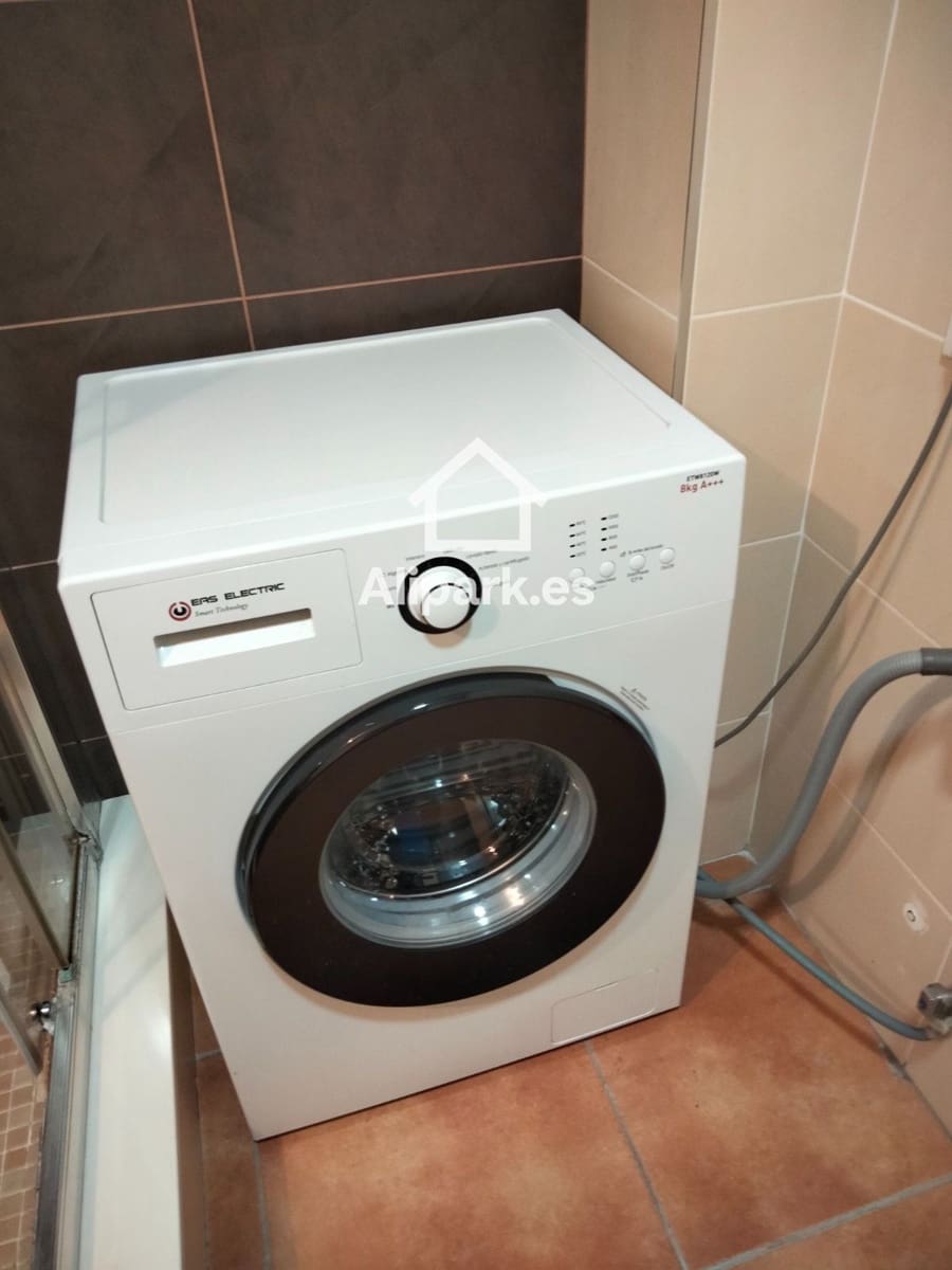 Townhouse for sale in Alicante / Alacant city - € 1,295,000 (Ref: 9453376)