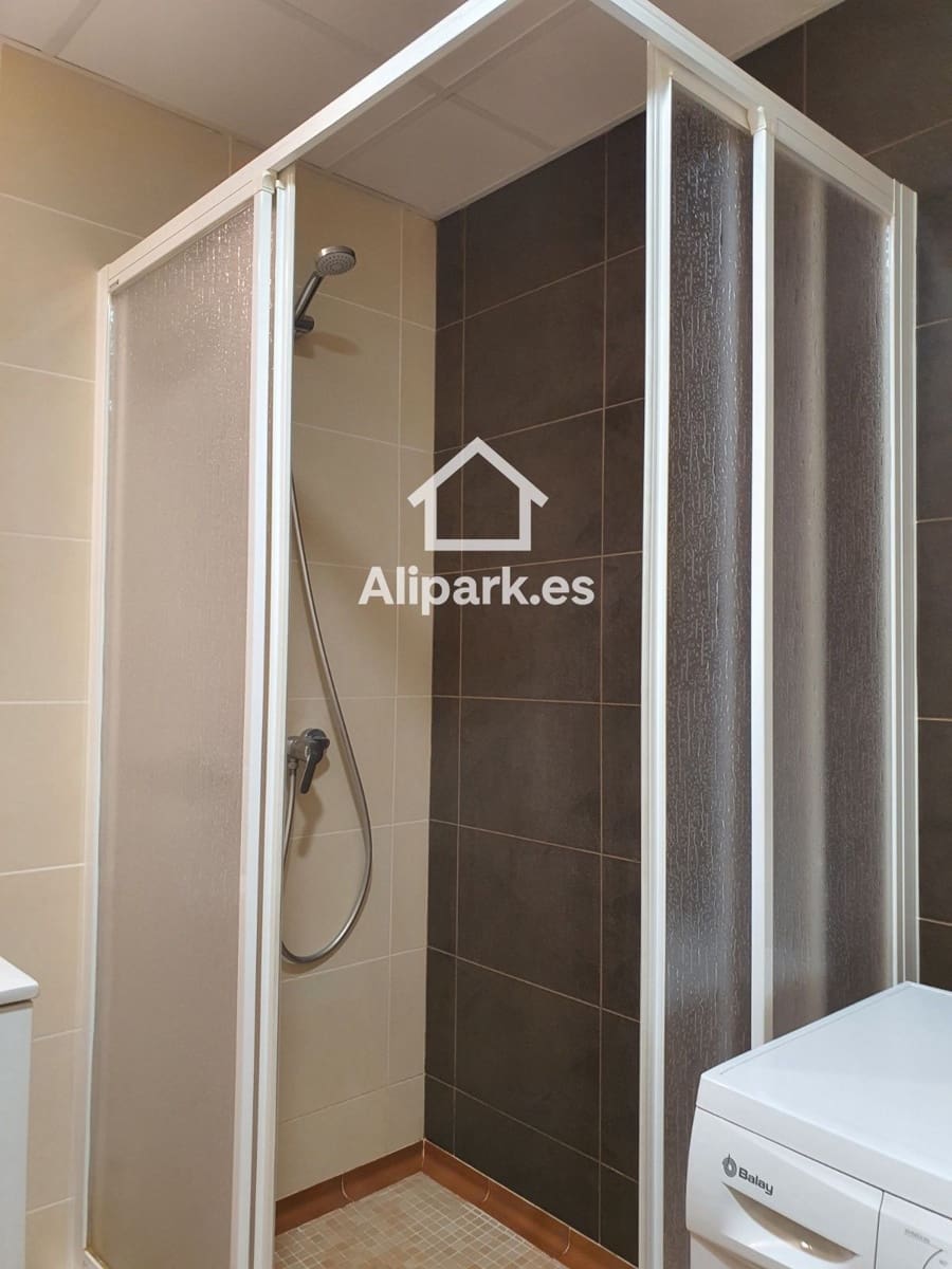 Townhouse for sale in Alicante / Alacant city - € 1,295,000 (Ref: 9453376)