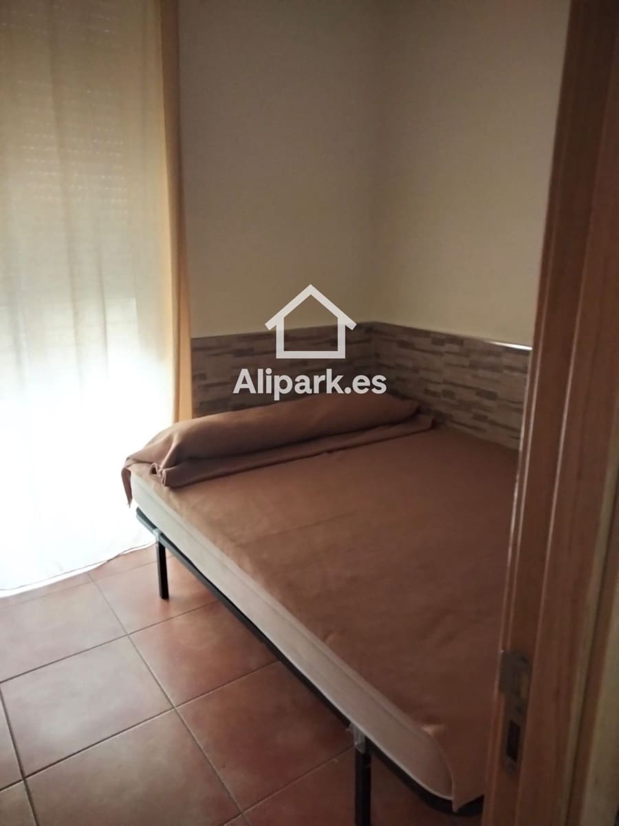 Townhouse for sale in Alicante / Alacant city - € 1,295,000 (Ref: 9453376)