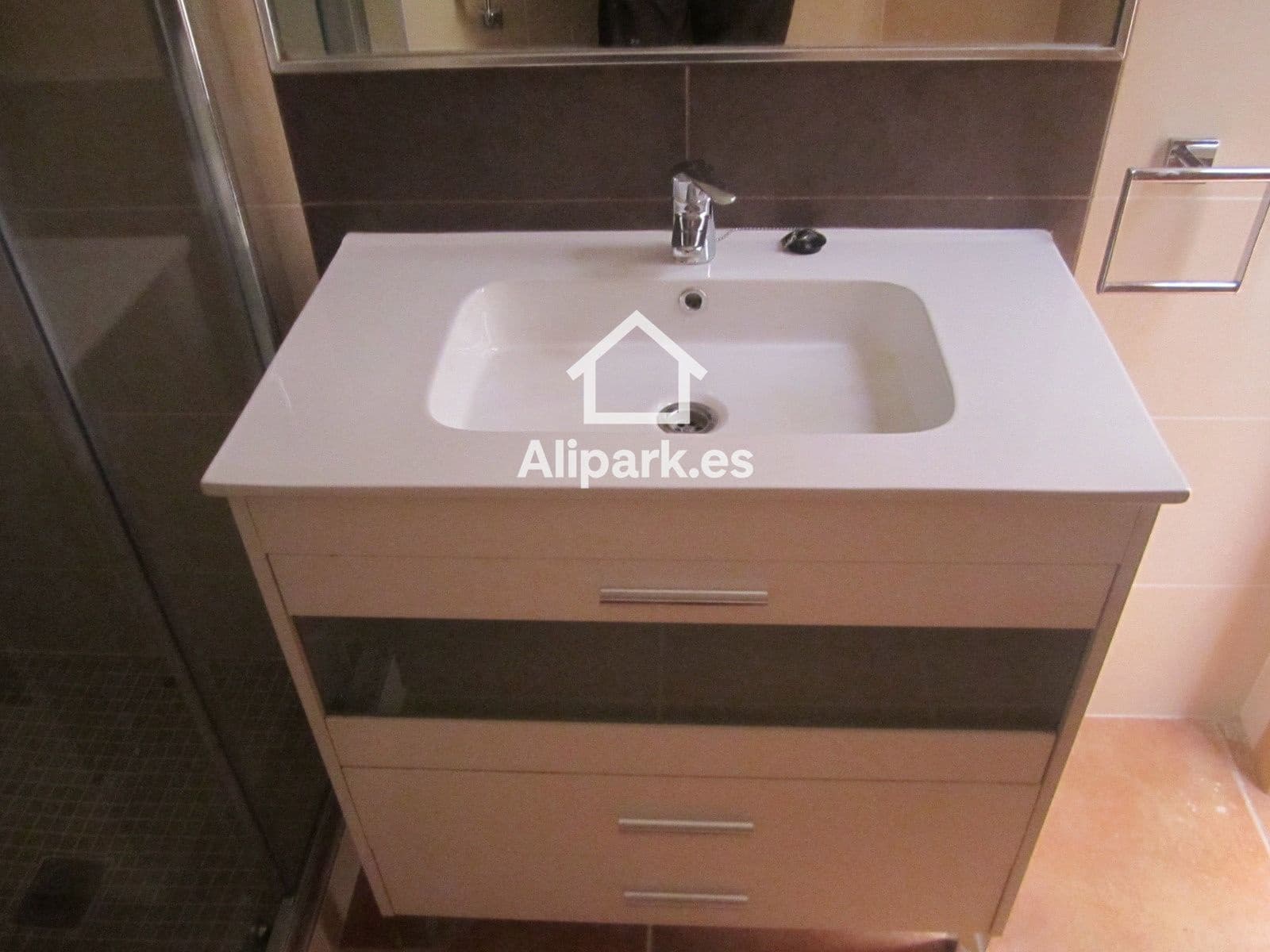 Townhouse for sale in Alicante / Alacant city - € 1,295,000 (Ref: 9453376)