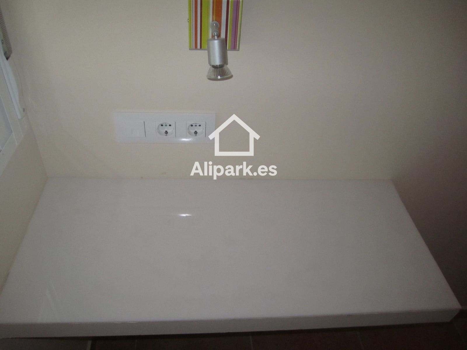 Townhouse for sale in Alicante / Alacant city - € 1,295,000 (Ref: 9453376)