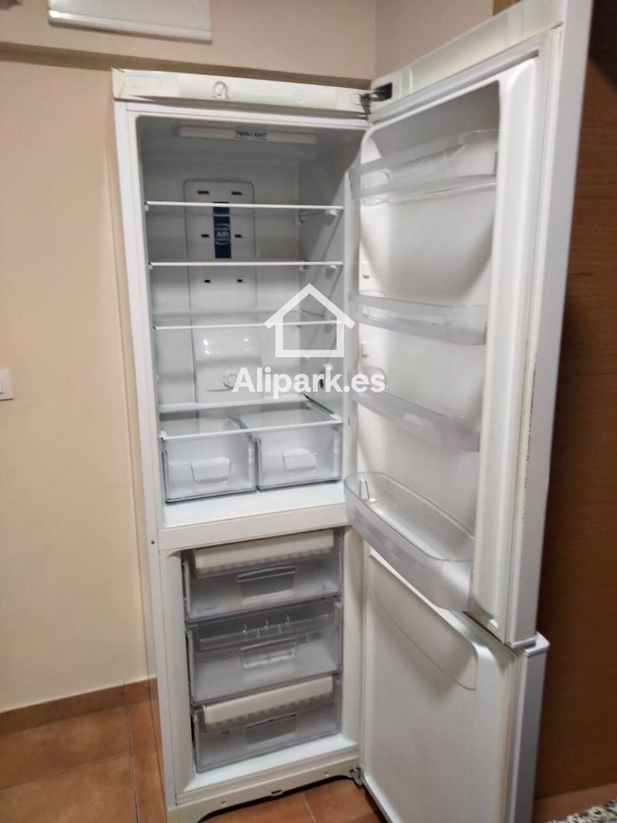 Townhouse for sale in Alicante / Alacant city - € 1,295,000 (Ref: 9453376)