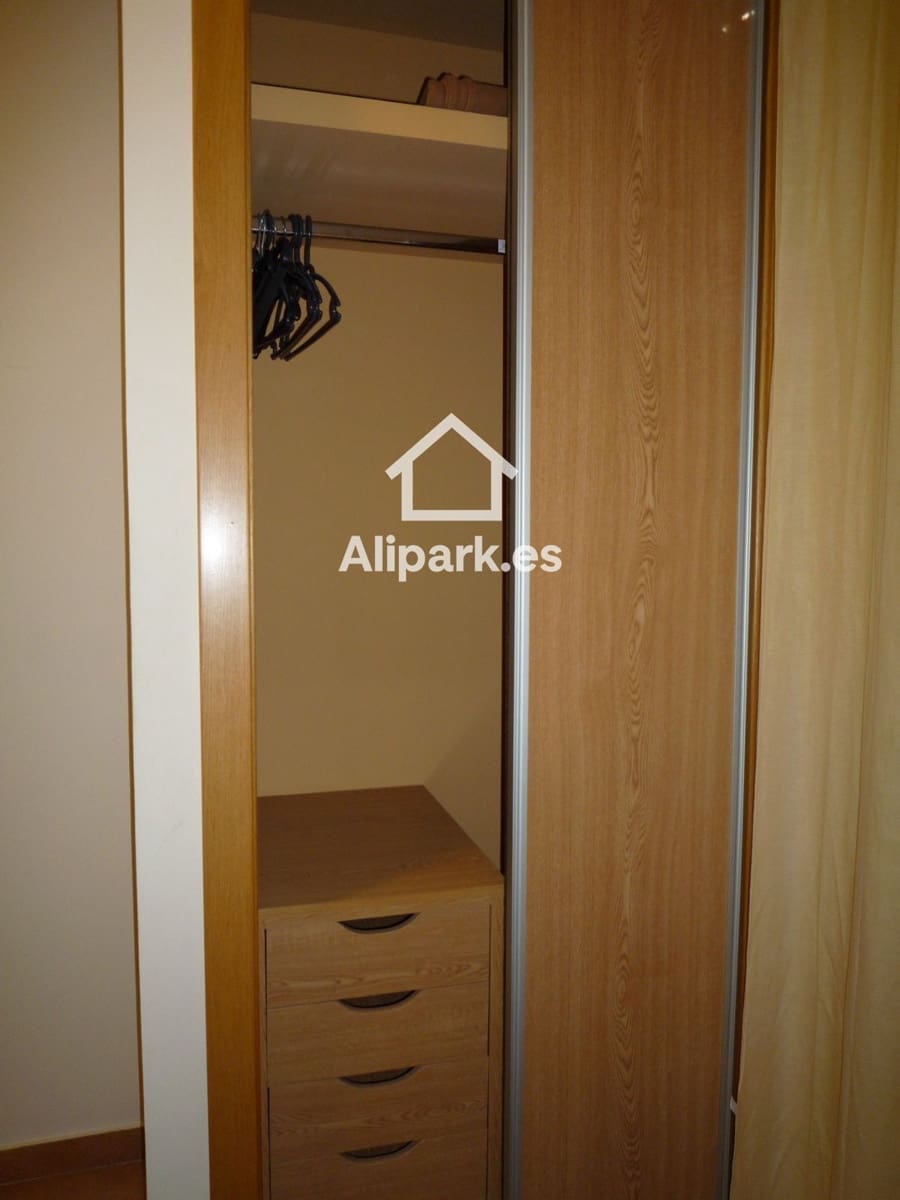 Townhouse for sale in Alicante / Alacant city - € 1,295,000 (Ref: 9453376)