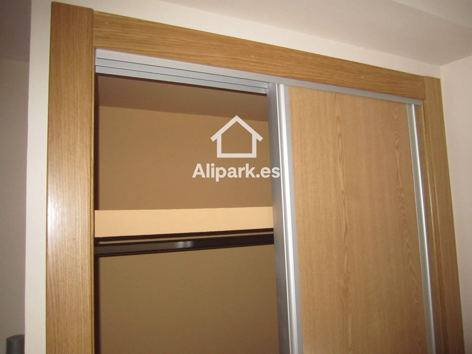 Townhouse for sale in Alicante / Alacant city - € 1,295,000 (Ref: 9453376)