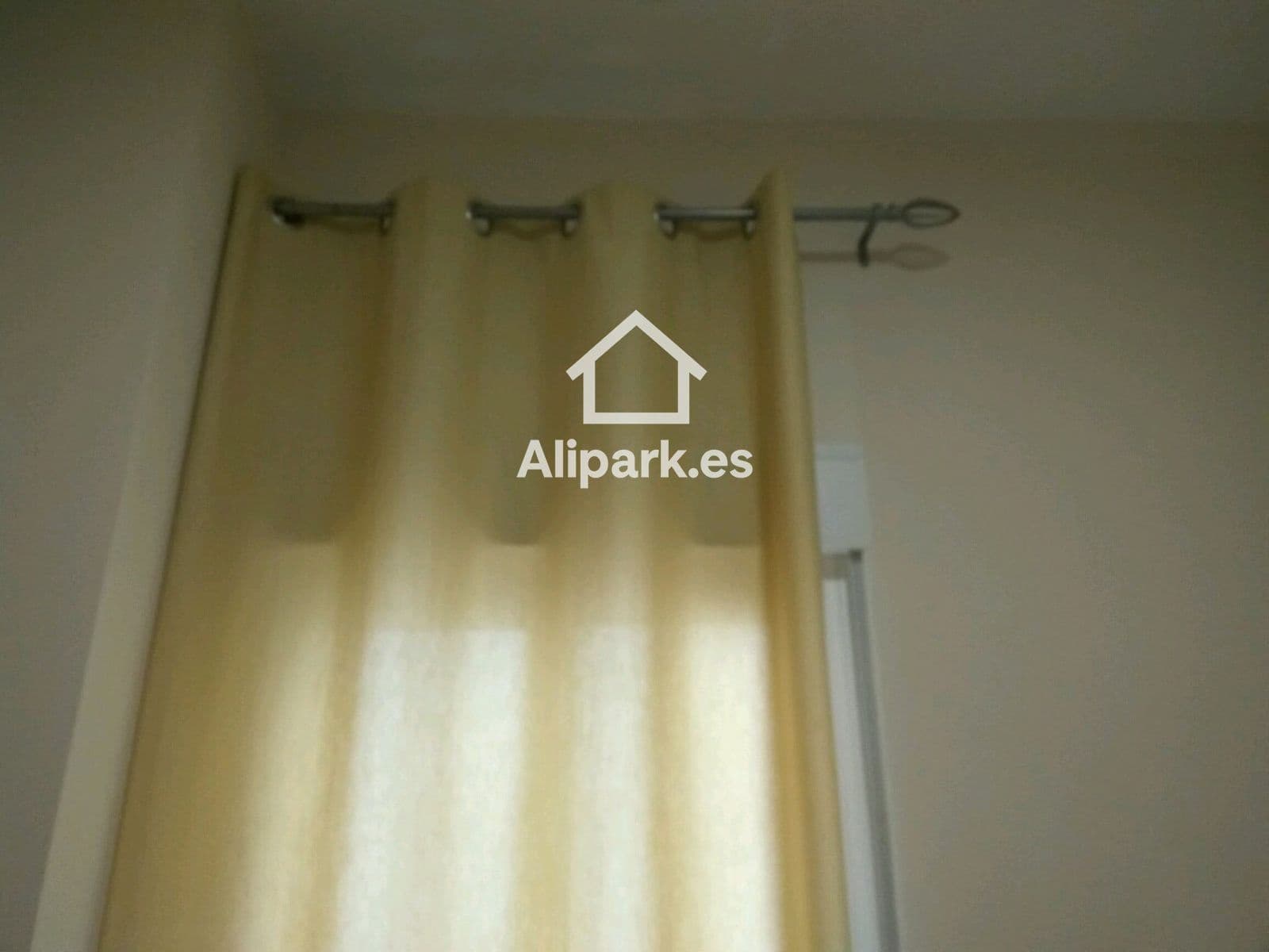 Townhouse for sale in Alicante / Alacant city - € 1,295,000 (Ref: 9453376)