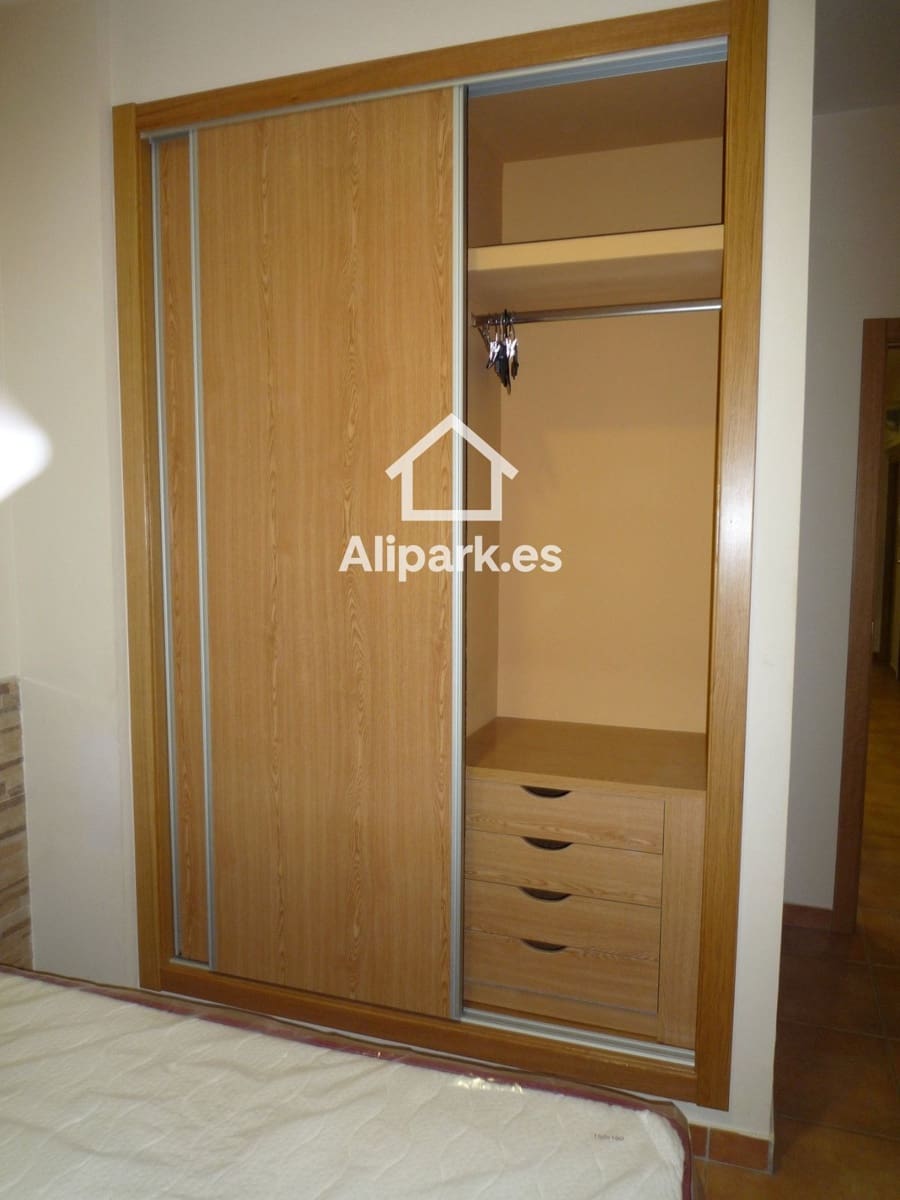 Townhouse for sale in Alicante / Alacant city - € 1,295,000 (Ref: 9453376)