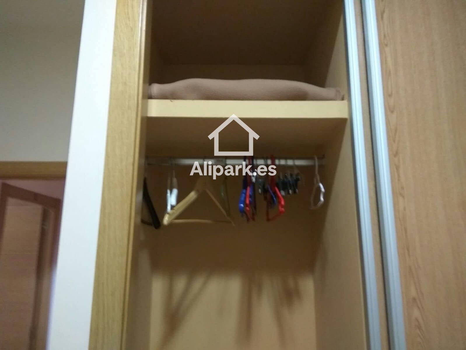 Townhouse for sale in Alicante / Alacant city - € 1,295,000 (Ref: 9453376)