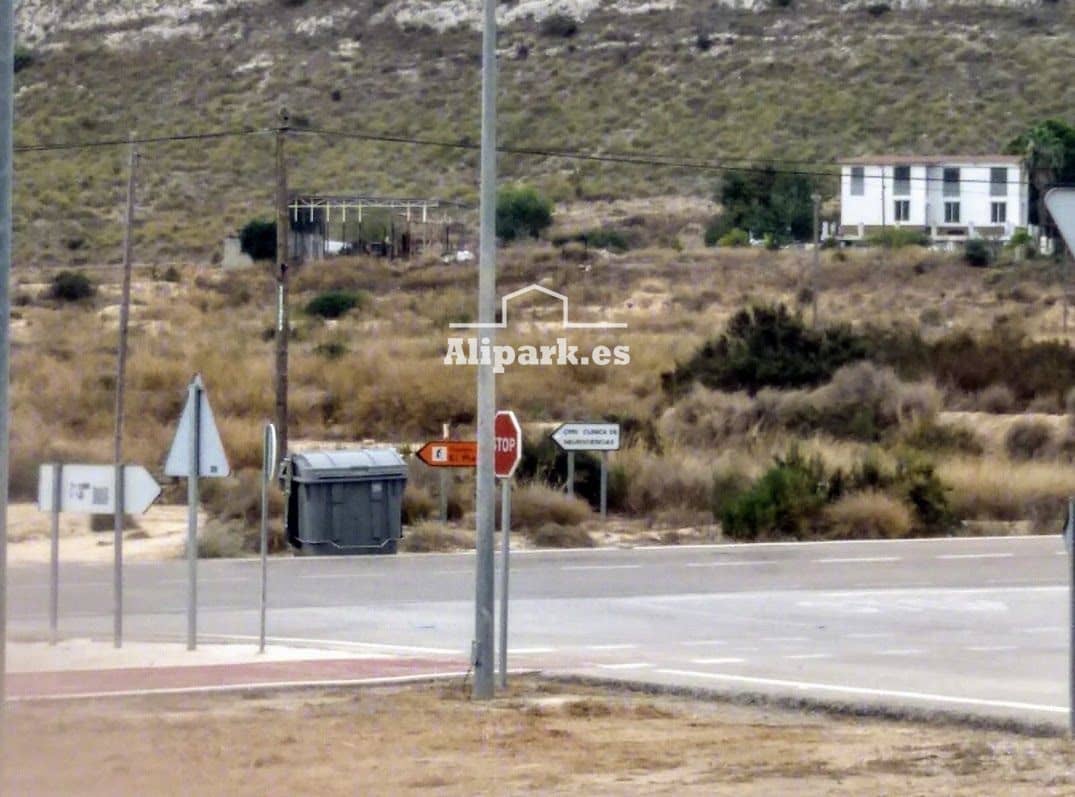 Undeveloped Land for sale in Alicante / Alacant city - € 326,944 (Ref: 9453379)