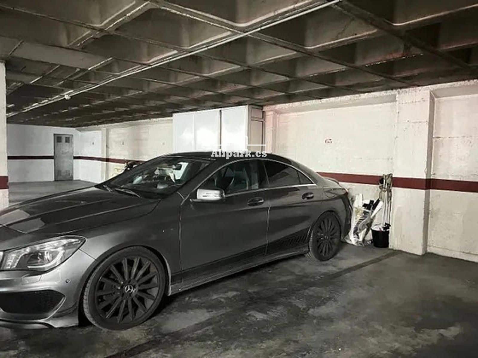 Garage for sale in Alicante / Alacant city - € 14,000 (Ref: 9453381)