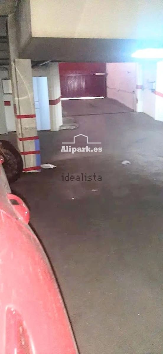 Garage for sale in Alicante / Alacant city - € 17,000 (Ref: 9453382)