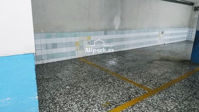 Garage for sale in Benalúa, Alicante / Alacant city - € 14,000 (Ref: 9453383)