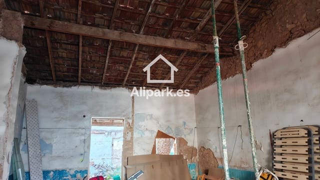 1 soveværelse Byhus til salg i Florida Baja, Alicante by - € 140.000 (Ref: 9453385)