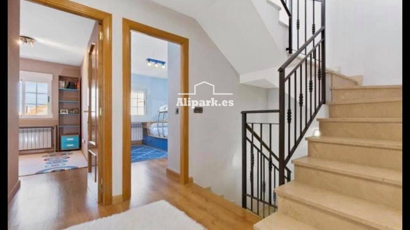 7 bedroom Bungalow for sale in Muchamiel / Mutxamel with pool garage - € 550,000 (Ref: 9453388)