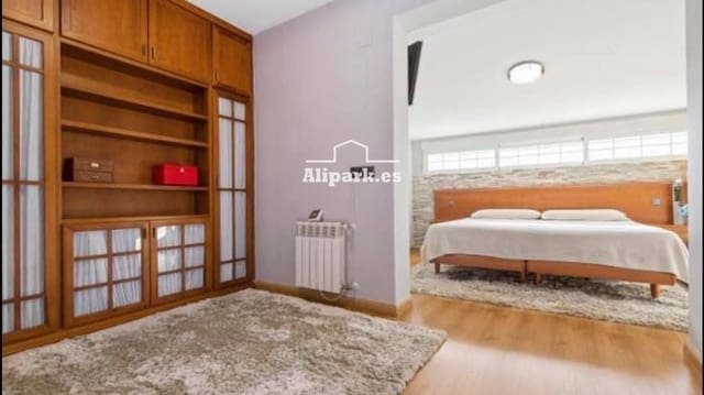 7 bedroom Bungalow for sale in Muchamiel / Mutxamel with pool garage - € 550,000 (Ref: 9453388)