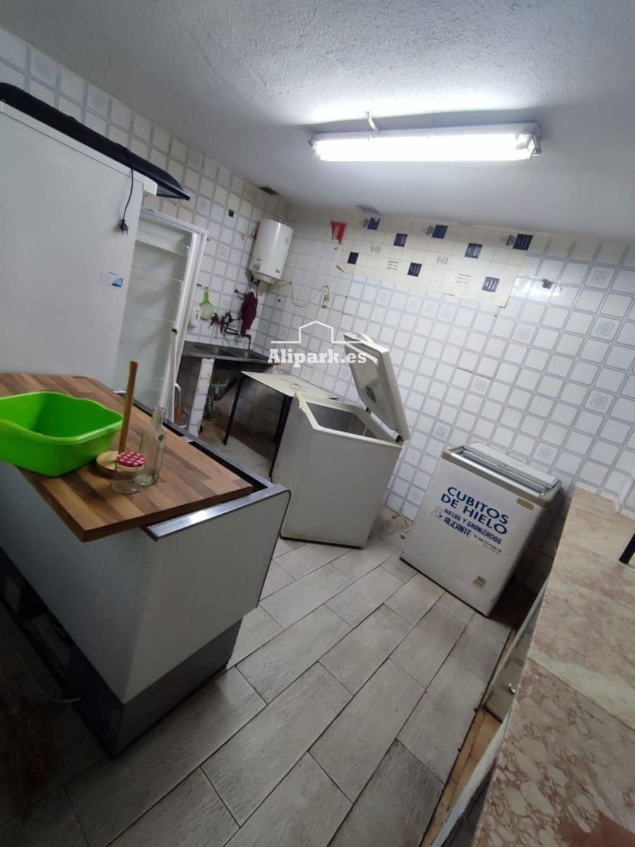 Local Comercial en Alicante / Alacant ciudad en venta - 75.000 € (Ref: 9453389)