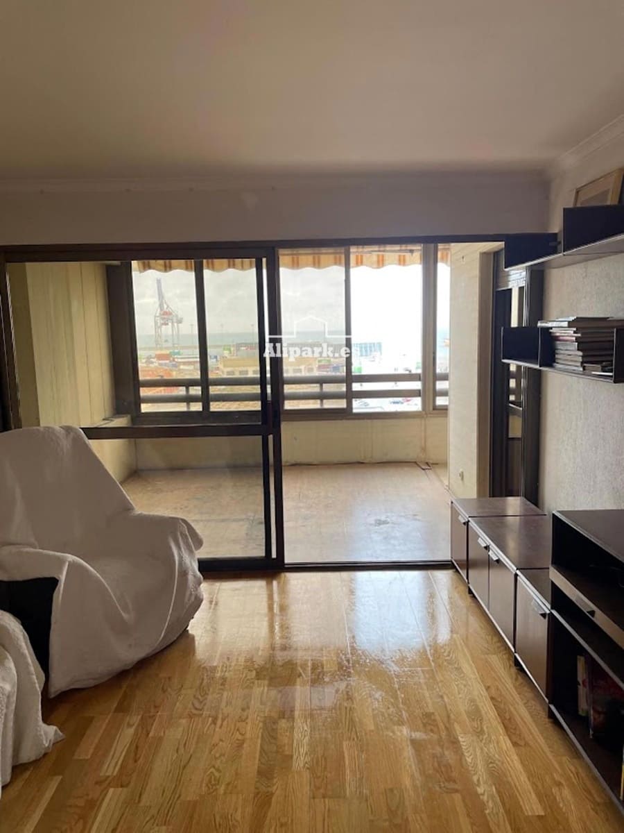 4 bedroom Flat for sale in Alicante / Alacant city - € 670,000 (Ref: 9453391)