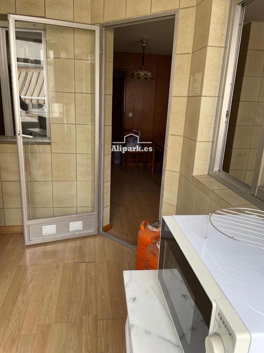 4 bedroom Flat for sale in Alicante / Alacant city - € 670,000 (Ref: 9453391)