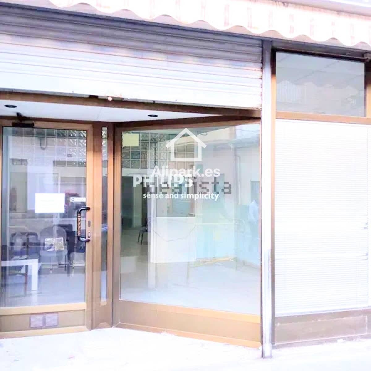 Commercial for sale in Alicante / Alacant city - € 130,000 (Ref: 9453393)