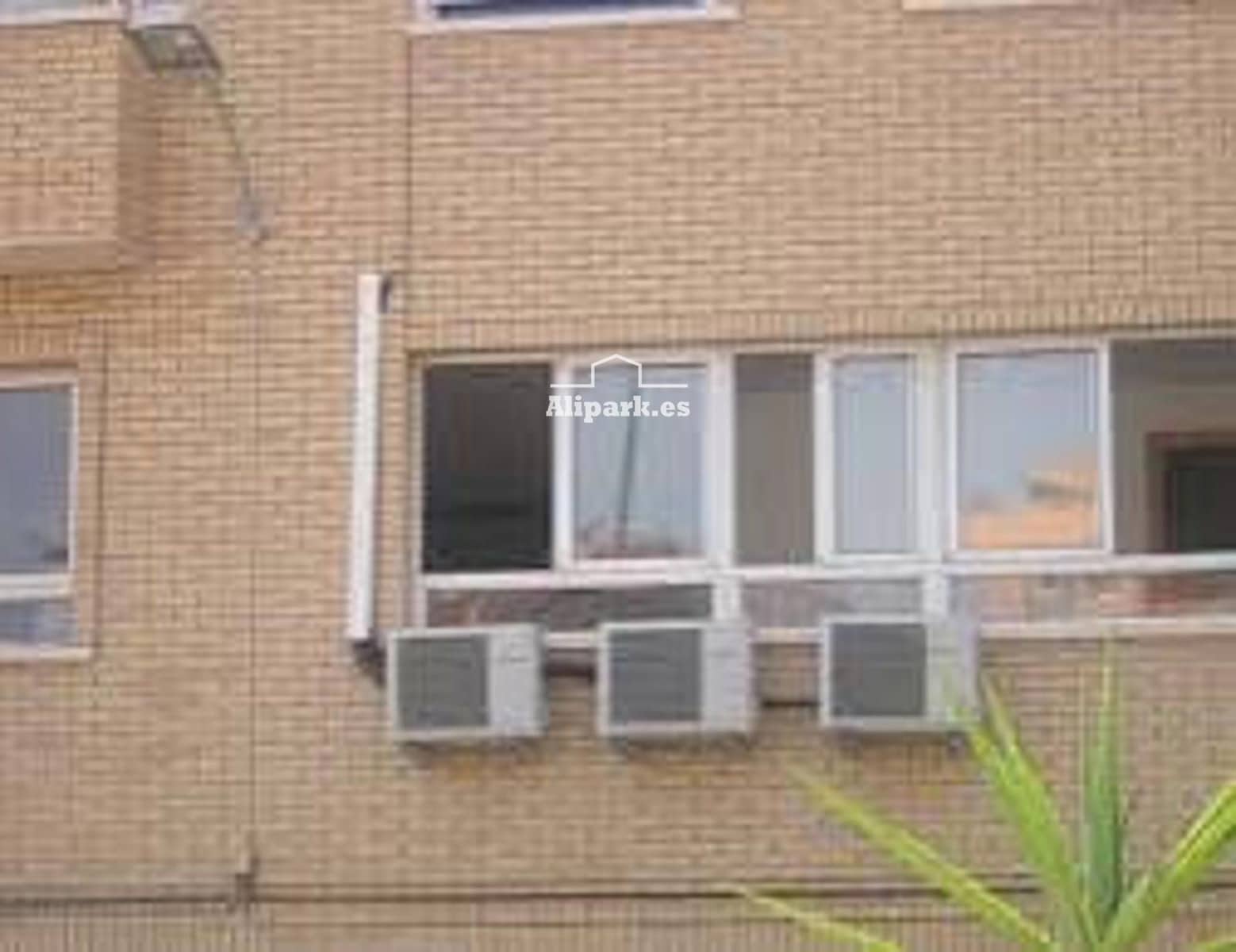 Kommersiell til salgs i San Vicente / Sant Vicent del Raspeig - € 90 000 (Ref: 9453394)