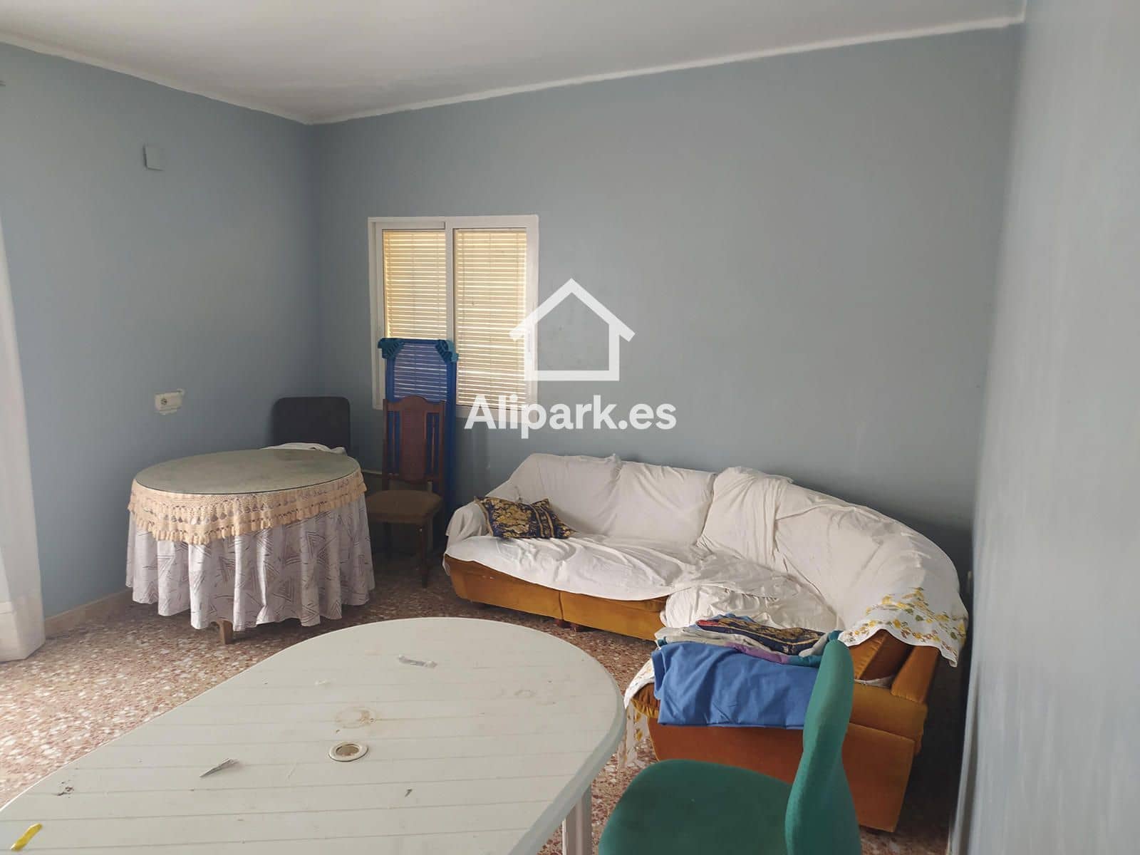 5 slaapkamer Finca/Landhuis te koop in Alicante stad met zwembad garage - € 285.000 (Ref: 9453396)