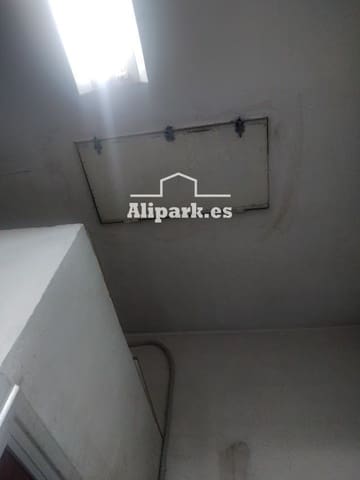 Commerciale in vendita in Alipark, Alicante città - 85.000 € (Rif: 9453398)