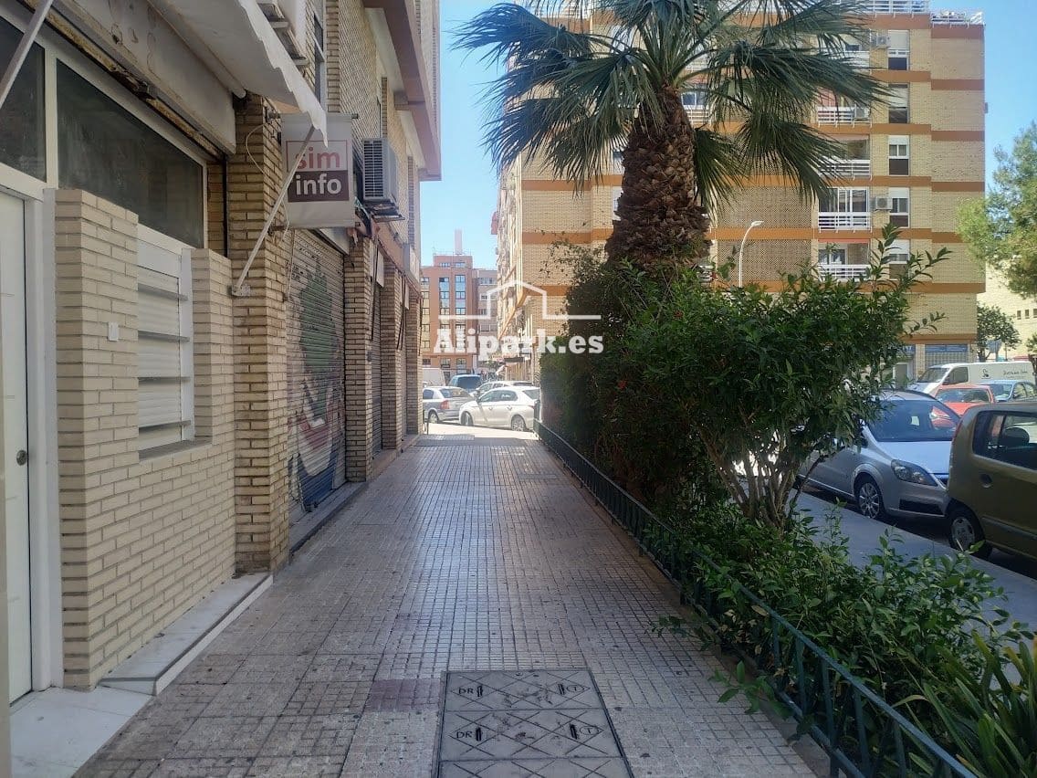 Commerciale in vendita in Alicante citta - 85.000 € (Rif: 9453398)