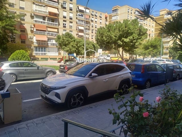 Commerciale in vendita in Alipark, Alicante città - 85.000 € (Rif: 9453398)