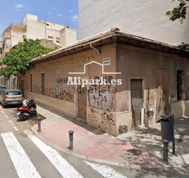 3 bedroom Villa for sale in Alicante / Alacant city - € 275,000 (Ref: 9453399)