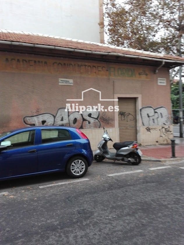 3 bedroom Villa for sale in Alicante / Alacant city - € 275,000 (Ref: 9453399)