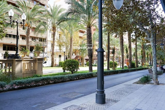 Piso de 5 habitaciones en Ensanche - Diputacion, Alicante / Alacant ciudad en venta - 625.000 € (Ref: 9453403)
