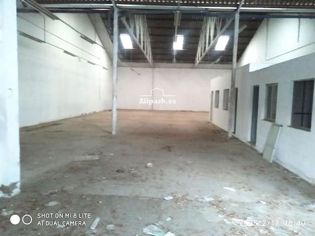 Kaupallinen myytävänä paikassa Ciudad de Asís, Alicante kaupunki - 310 000 € (Ref: 9453409)