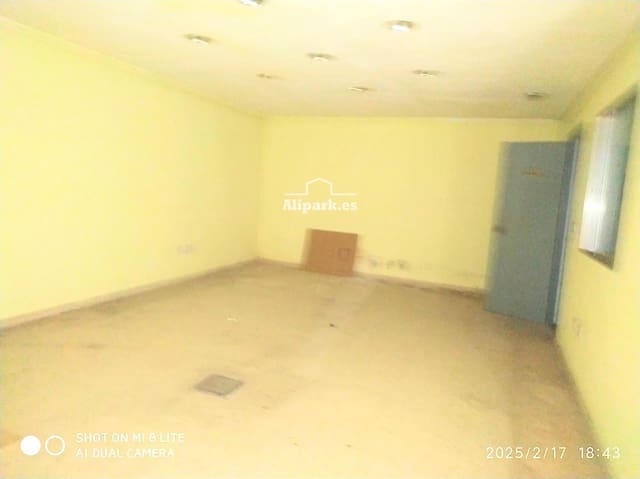 Kaupallinen myytävänä paikassa Ciudad de Asís, Alicante kaupunki - 310 000 € (Ref: 9453409)