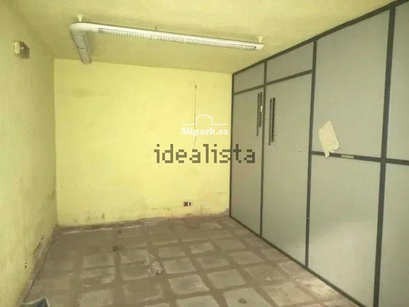 Kaupallinen myytävänä paikassa Alicante kaupunki - 310 000 € (Ref: 9453409)