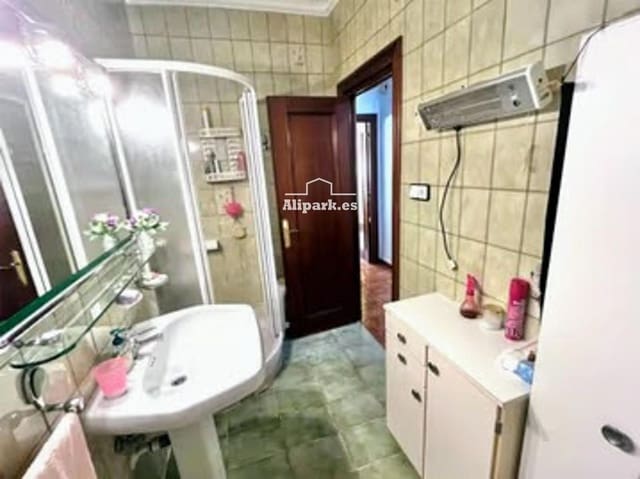 4 slaapkamer Flat te koop in Campoamor - Altozano, Alicante stad - € 229.000 (Ref: 9453410)