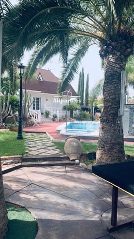 6 soverom Villa til salgs i San Vicente / Sant Vicent del Raspeig med svømmebasseng garasje - € 715 000 (Ref: 9453411)