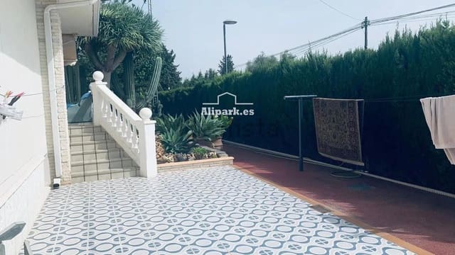 6 soverom Villa til salgs i San Vicente / Sant Vicent del Raspeig med svømmebasseng garasje - € 715 000 (Ref: 9453411)