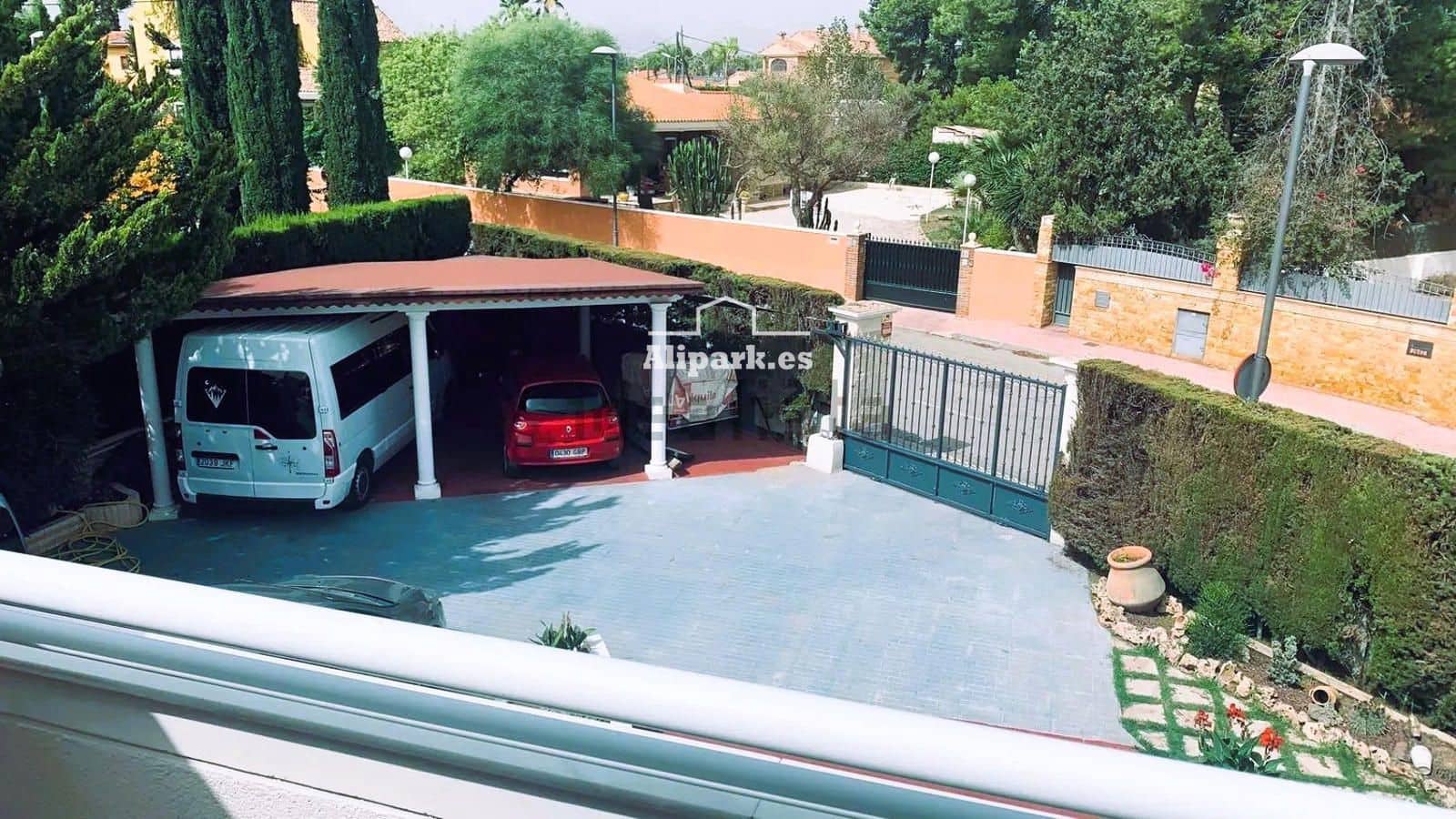 6 bedroom Villa for sale in San Vicente / Sant Vicent del Raspeig with pool garage - € 715,000 (Ref: 9453411)