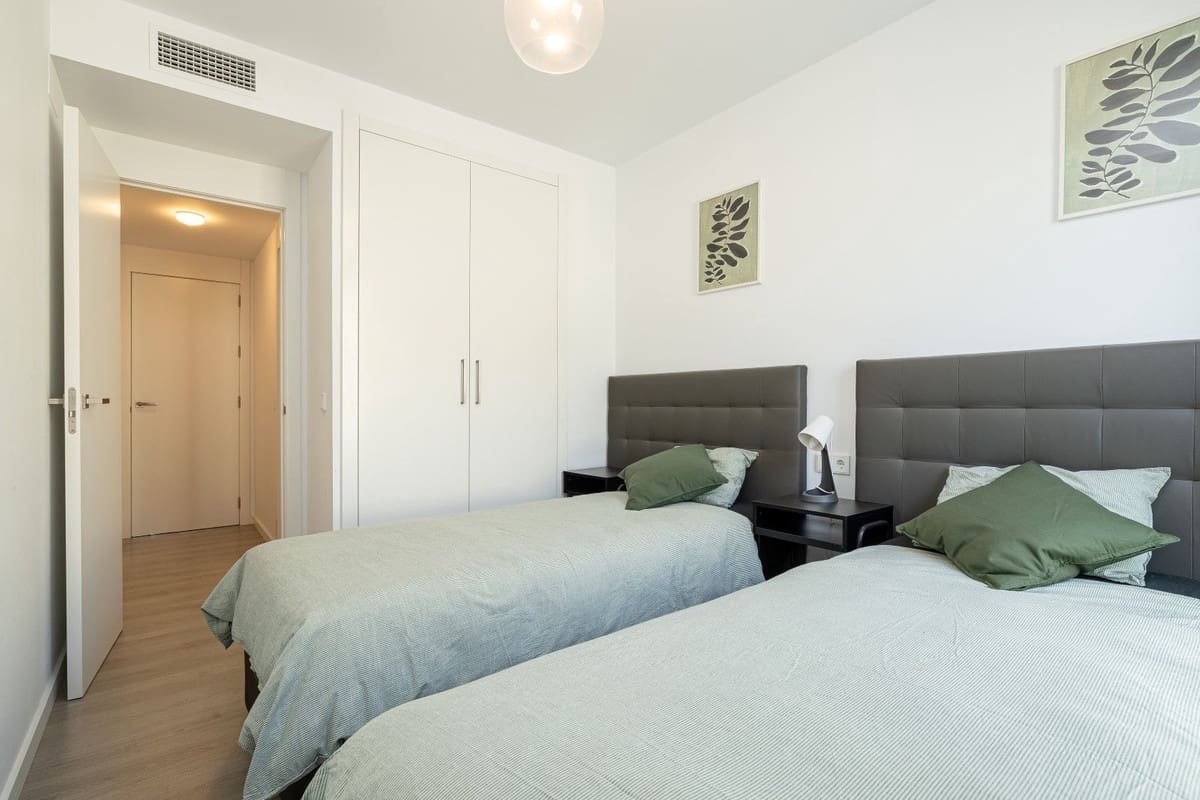 2 makuuhuone Huoneisto myytävänä paikassa Estepona mukana uima-altaan - 400 000 € (Ref: 9479568)