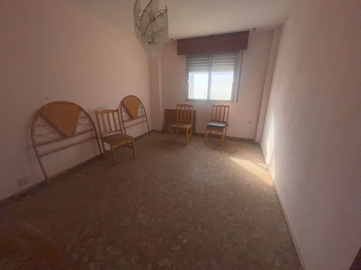 Apartamento de 3 habitaciones en Estepona en venta - 400.000 € (Ref: 9479569)