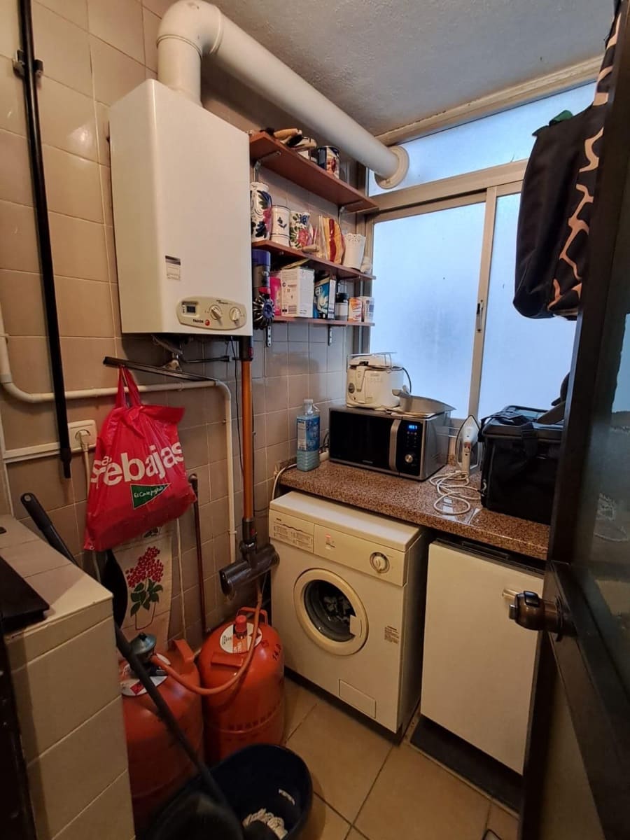 2 bedroom Apartment for sale in Fuengirola - € 405,000 (Ref: 9479573)