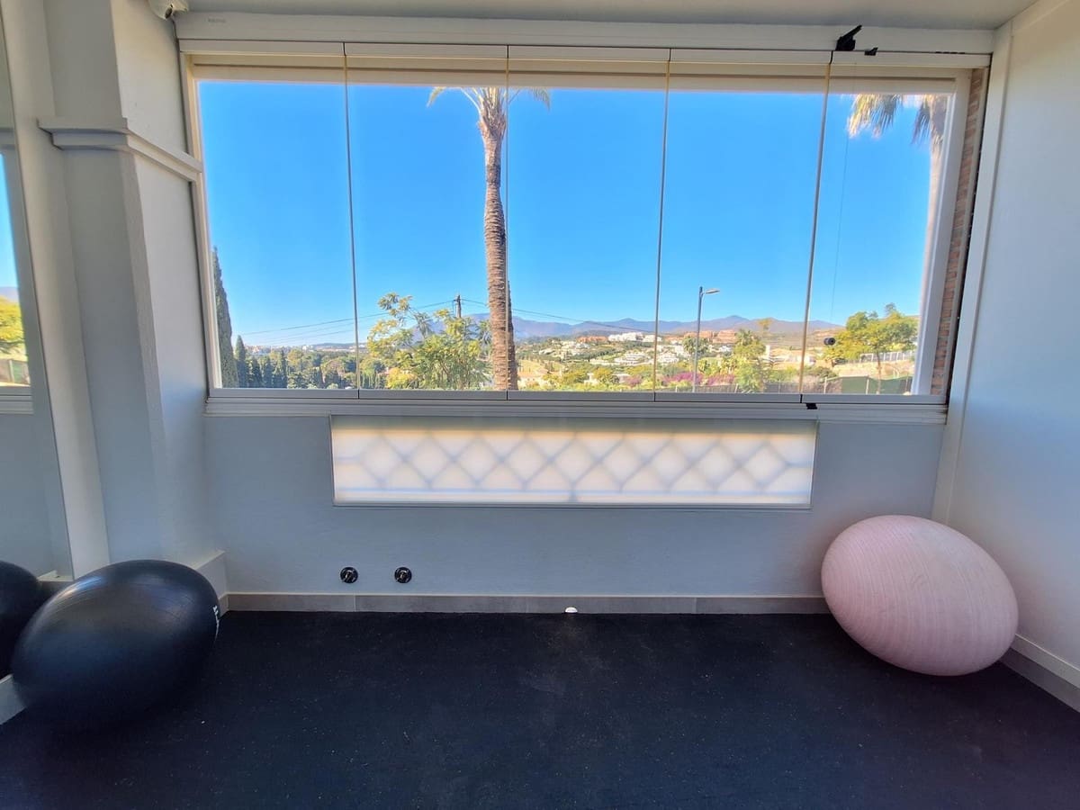 2 bedroom Apartment for sale in Bel-Air with pool - € 405,000 (Ref: 9479574)