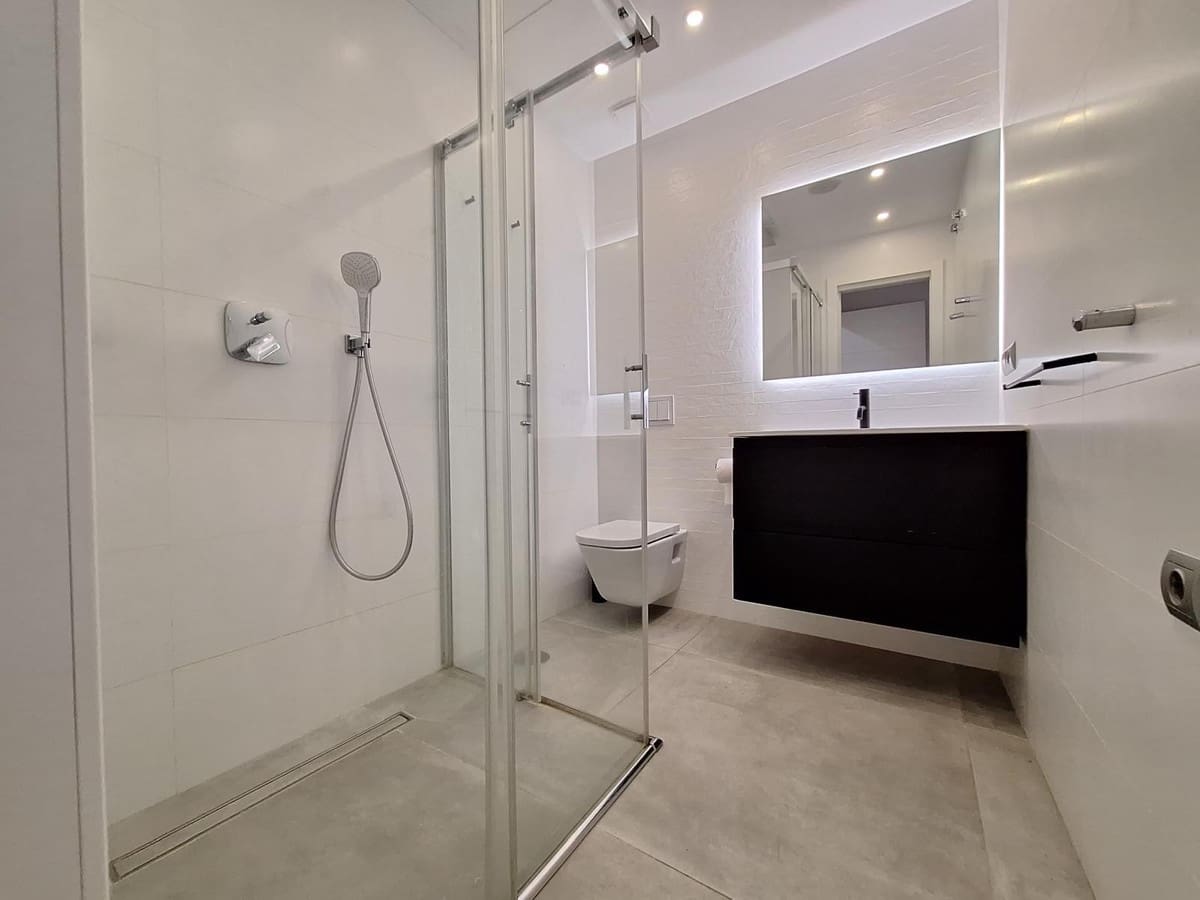 2 bedroom Apartment for sale in Bel-Air with pool - € 405,000 (Ref: 9479574)