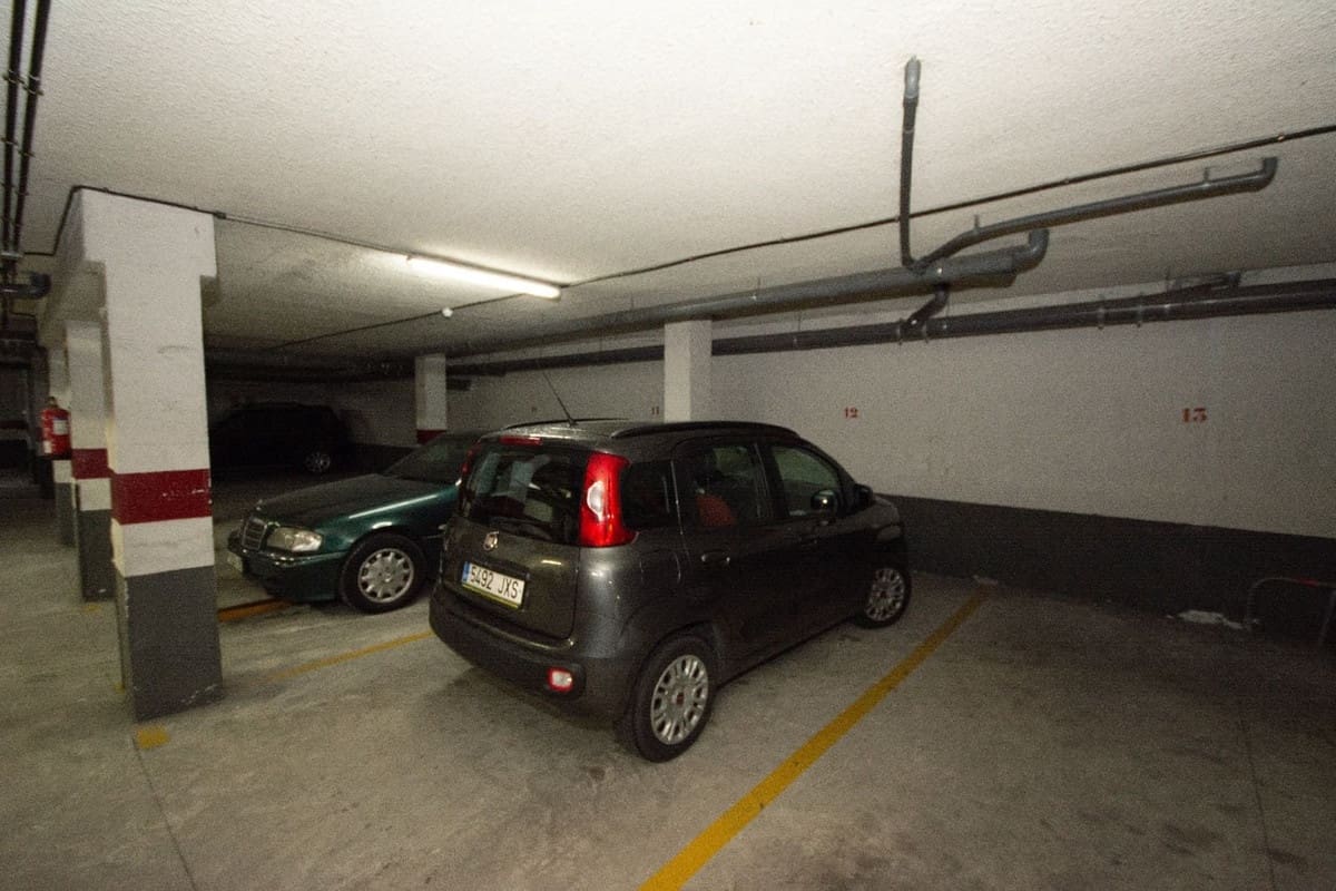 2 soverom Penthouse til salgs i Marbella med svømmebasseng garasje - € 408 000 (Ref: 9479577)