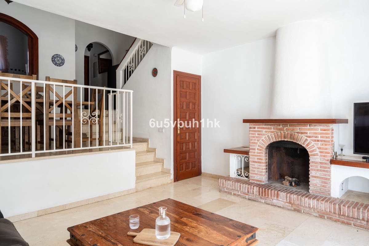 3 soverom Hus til salgs i Mijas Golf med svømmebasseng - € 408 000 (Ref: 9479578)