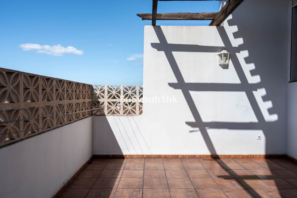 3 soverom Hus til salgs i Mijas Golf med svømmebasseng - € 408 000 (Ref: 9479578)