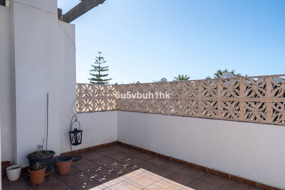 3 soverom Hus til salgs i Mijas Golf med svømmebasseng - € 408 000 (Ref: 9479578)